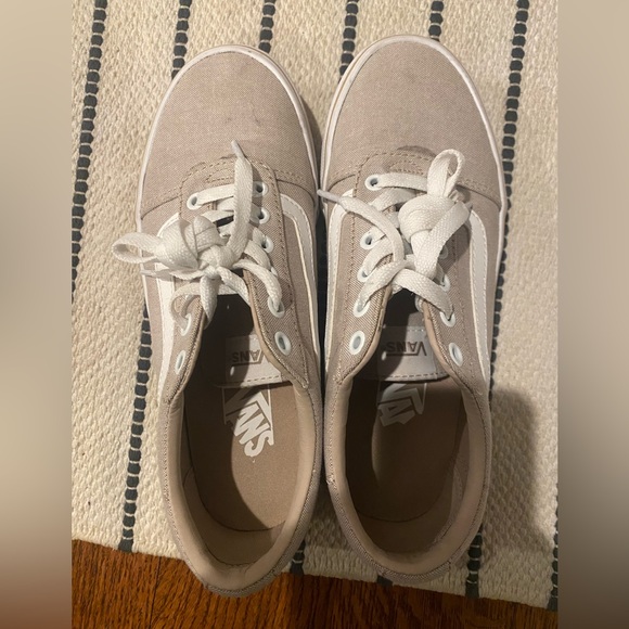 Vans Women’s Size 8 - Picture 3 of 4